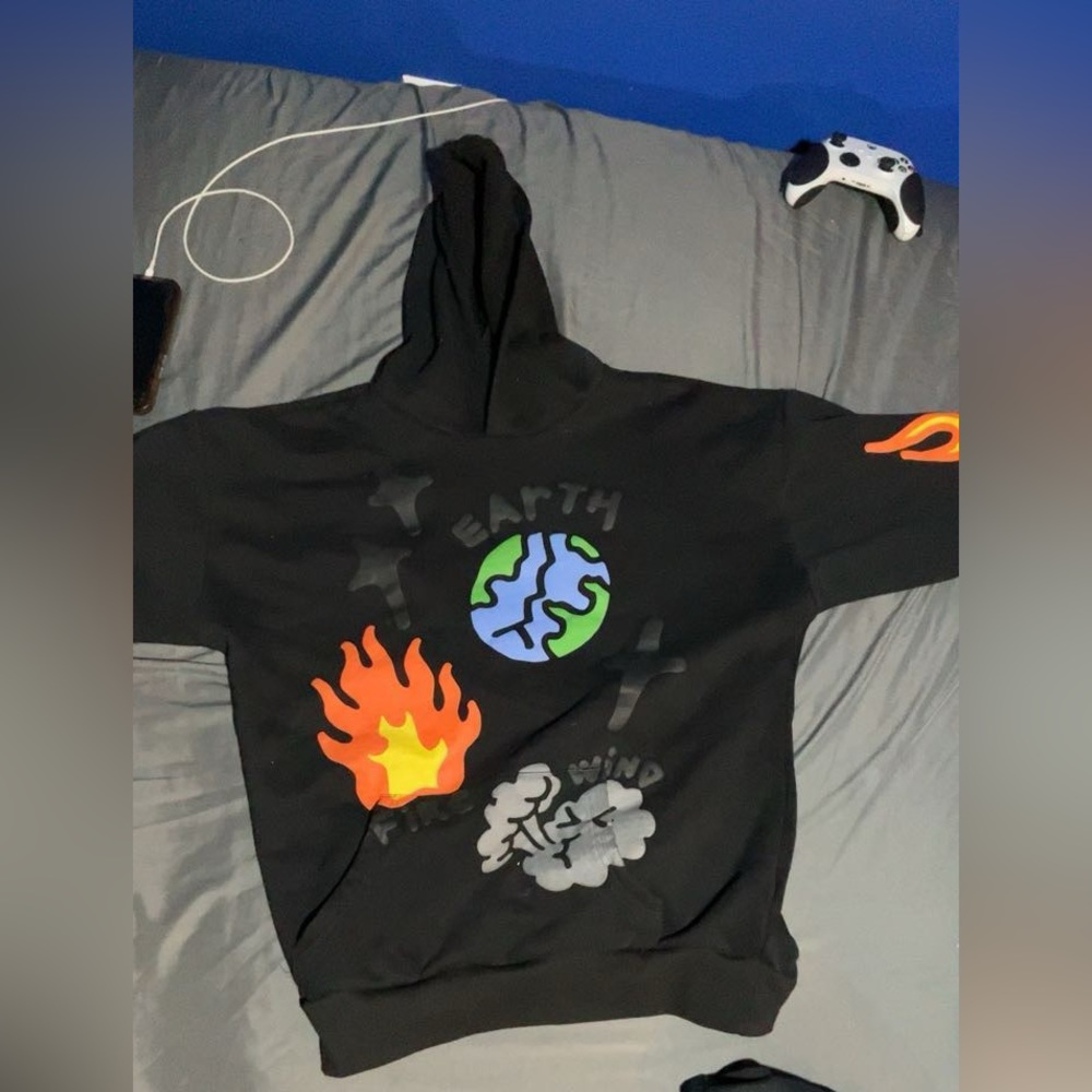 Black puff print hoodie